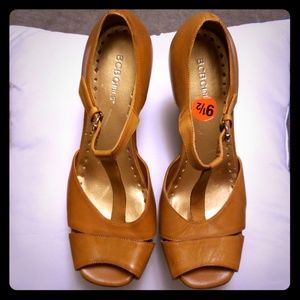 peep toe wedges
